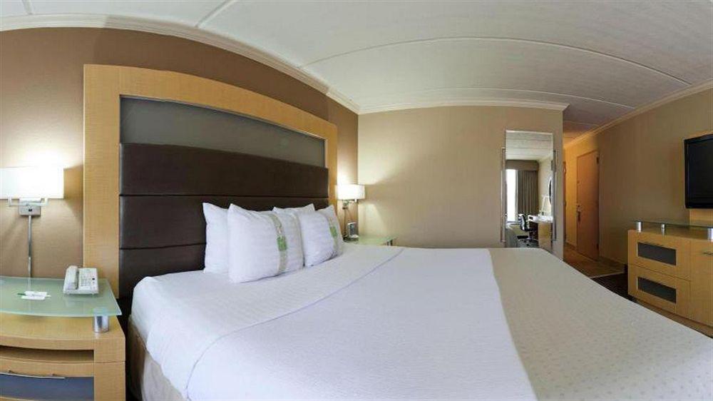 Holiday Inn Port Arthur - Park Central By Ihg Exterior photo