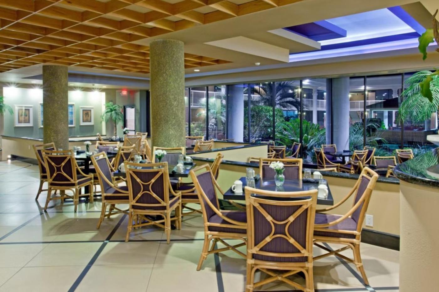 Holiday Inn Port Arthur - Park Central By Ihg Exterior photo